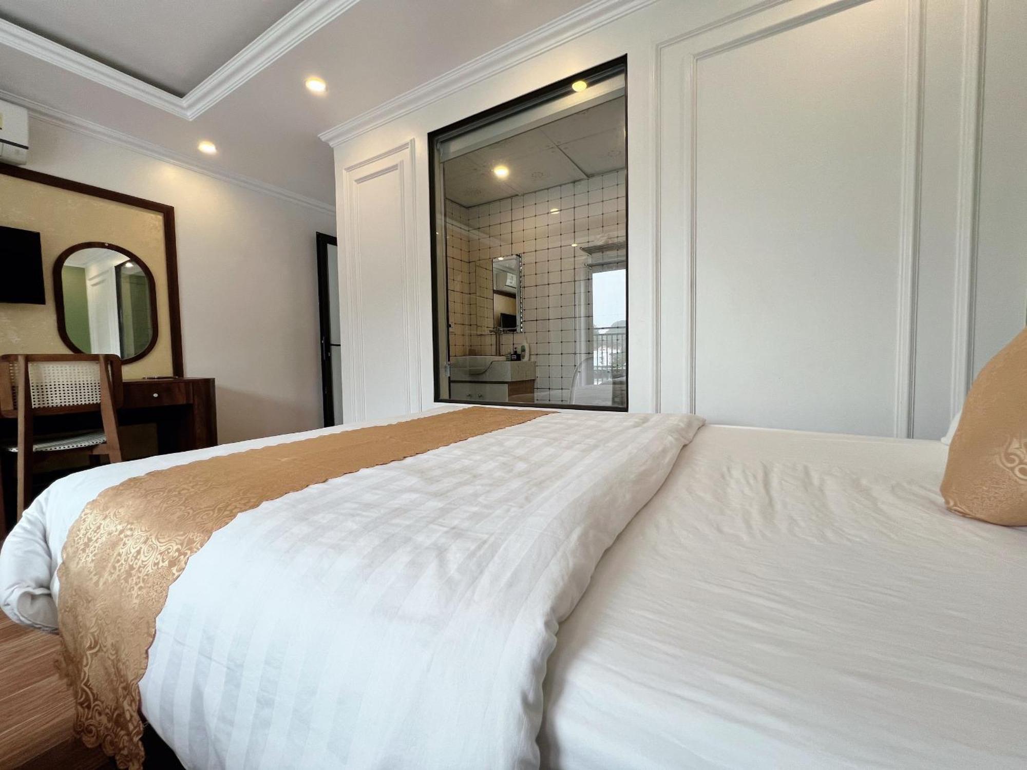 Cat Ba Glow Hotel Chan Chau Bagian luar foto